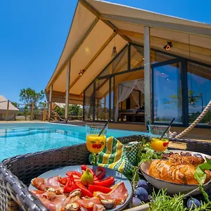 **** Campsite Floria Glamping Garden Croatia